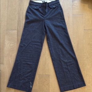 Stylish Black and Gray pattened high waisted trousers Pants
Loft